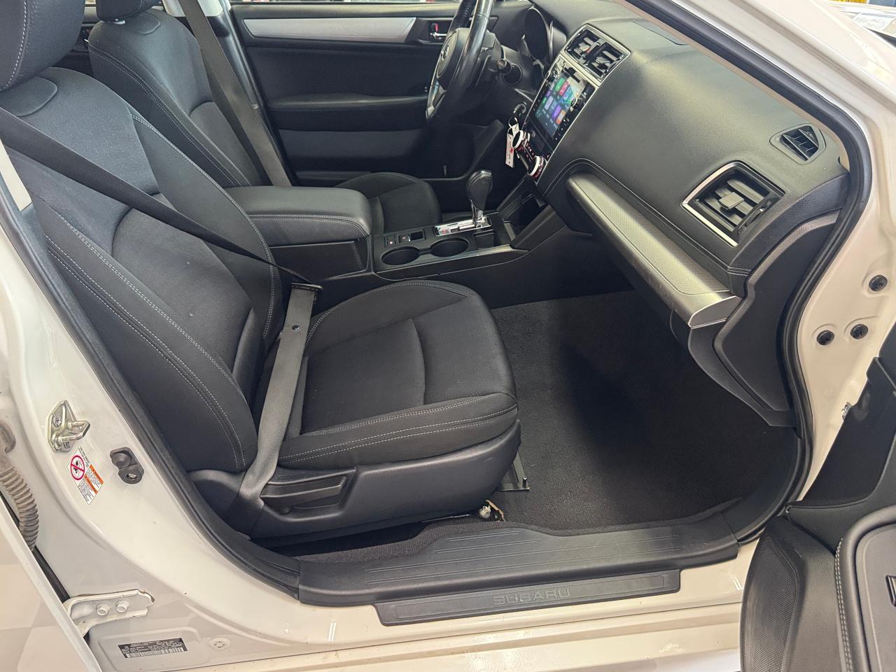 2018 Subaru Legacy 2.5i Touring+Roof+ApplePlay+CLEAN CARFAX Photo24