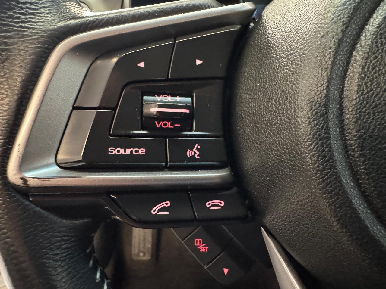2018 Subaru Legacy 2.5i Touring+Roof+ApplePlay+CLEAN CARFAX Photo107