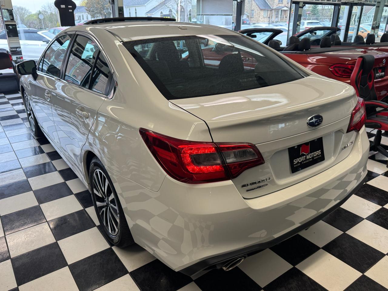 2018 Subaru Legacy 2.5i Touring+Roof+ApplePlay+CLEAN CARFAX Photo7