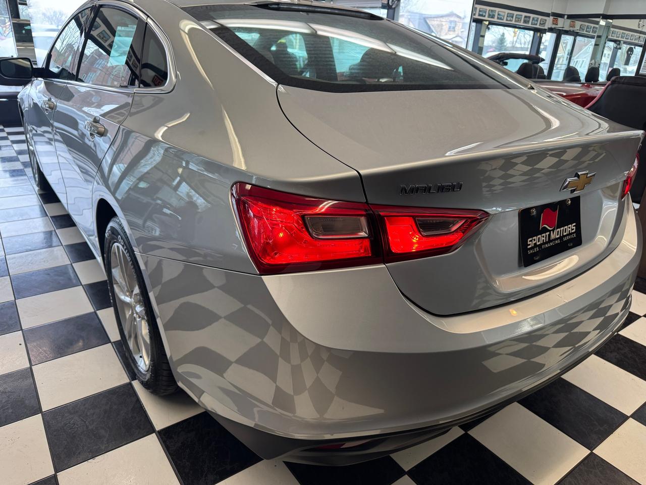 2017 Chevrolet Malibu LT+New Tires+Brakes+Camera+ApplePlay+Remote Start Photo