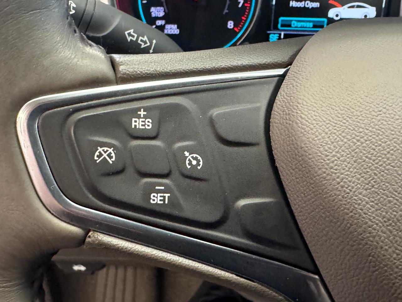2017 Chevrolet Malibu LT+New Tires+Brakes+Camera+ApplePlay+Remote Start Photo