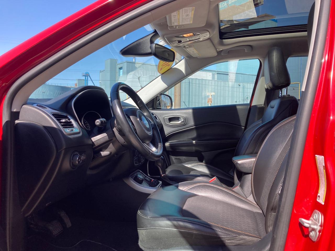 2018 Jeep Compass NORTH 4X4 - Photo #10