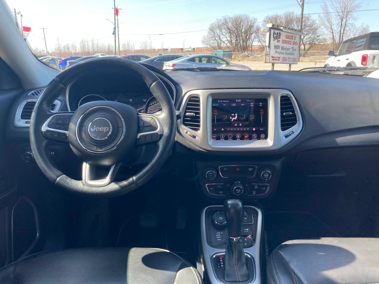 2018 Jeep Compass NORTH 4X4 - Photo #8