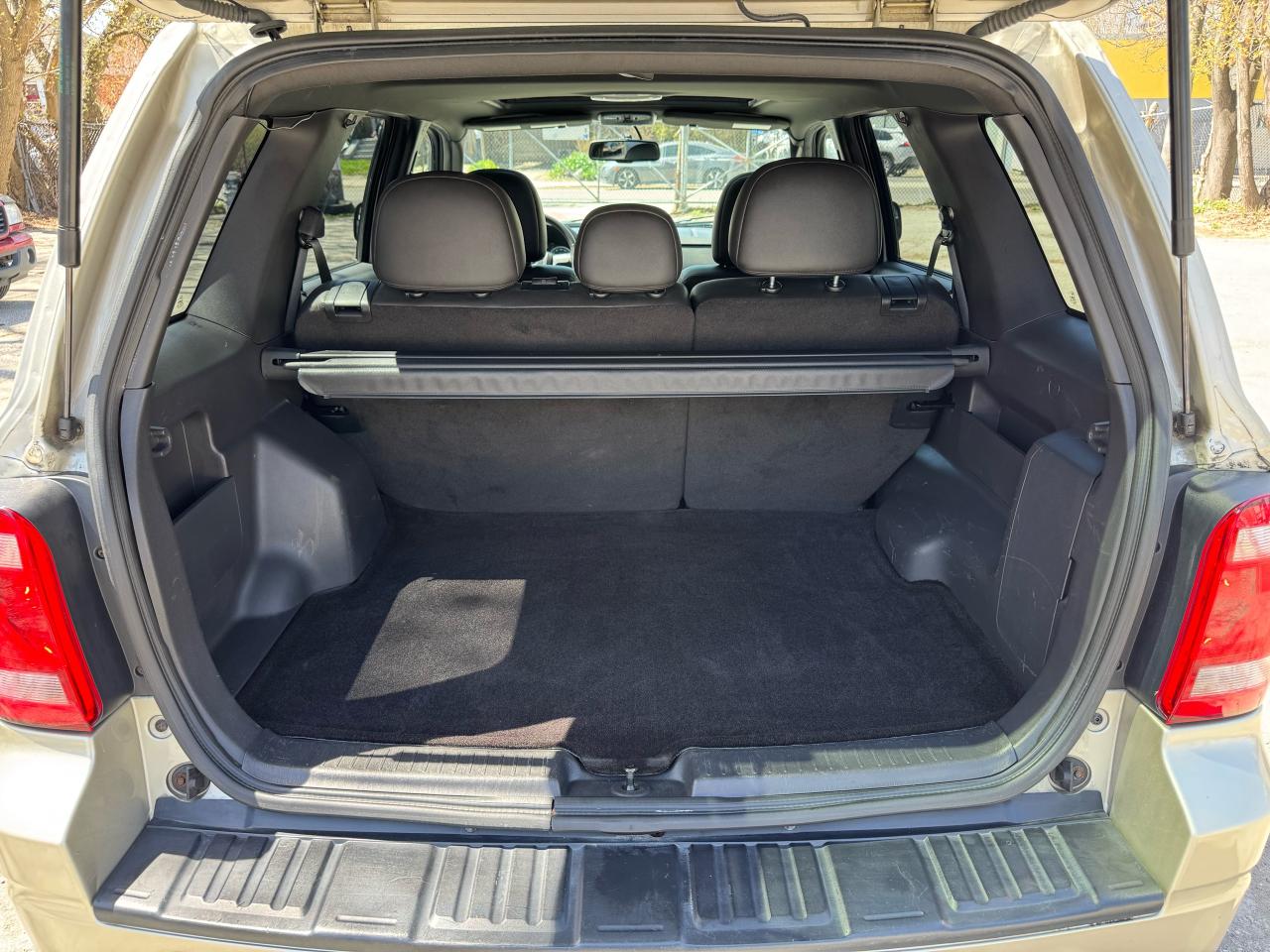2012 Ford Escape LEATHER SUNROOF - 4X4 - Photo #18