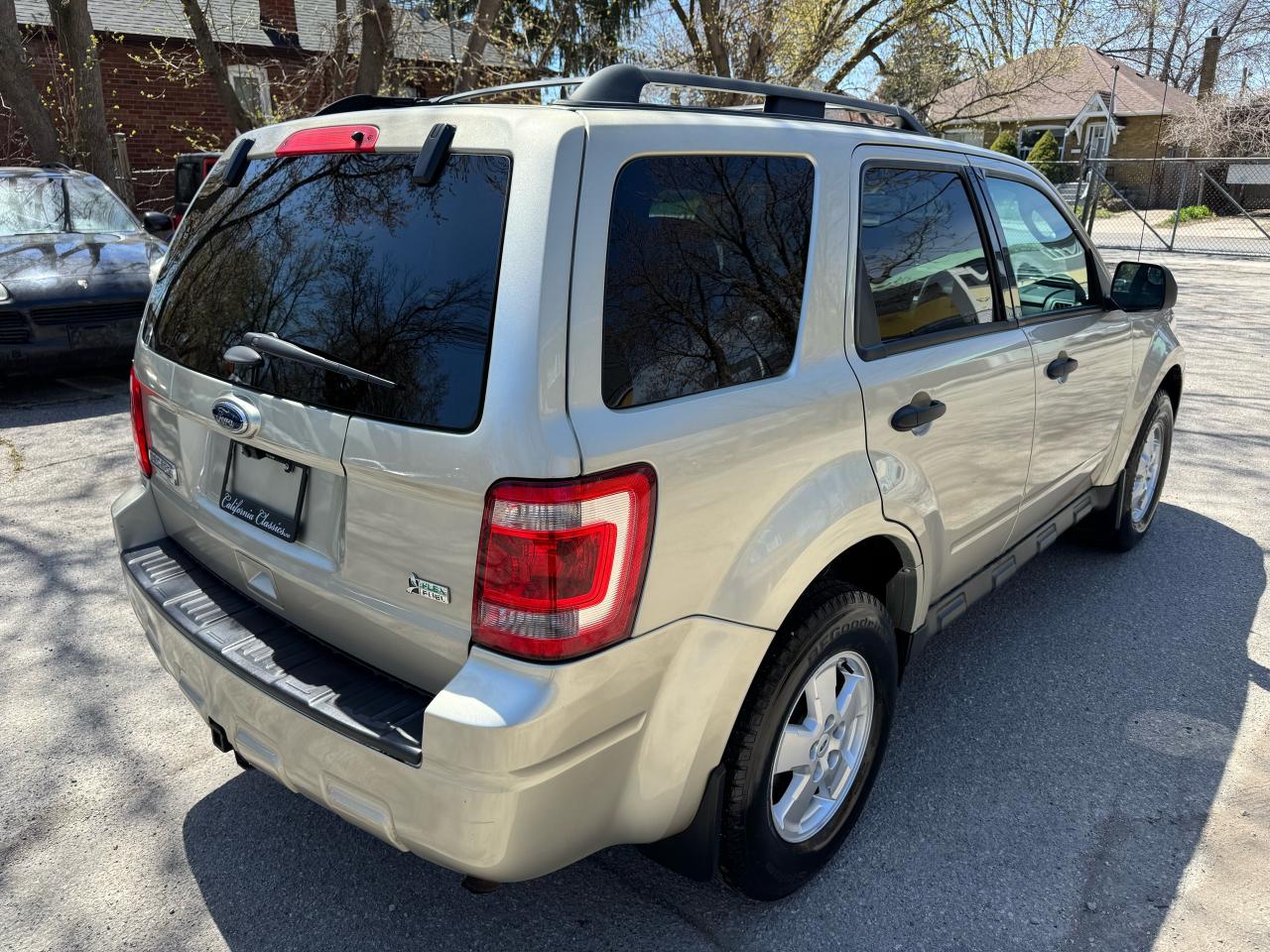 2012 Ford Escape LEATHER SUNROOF - 4X4 - Photo #5