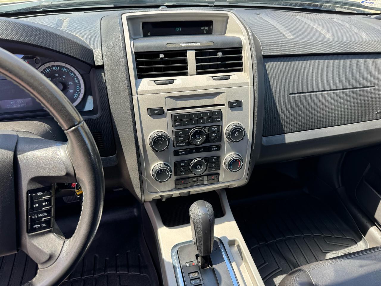2012 Ford Escape LEATHER SUNROOF - 4X4 - Photo #11