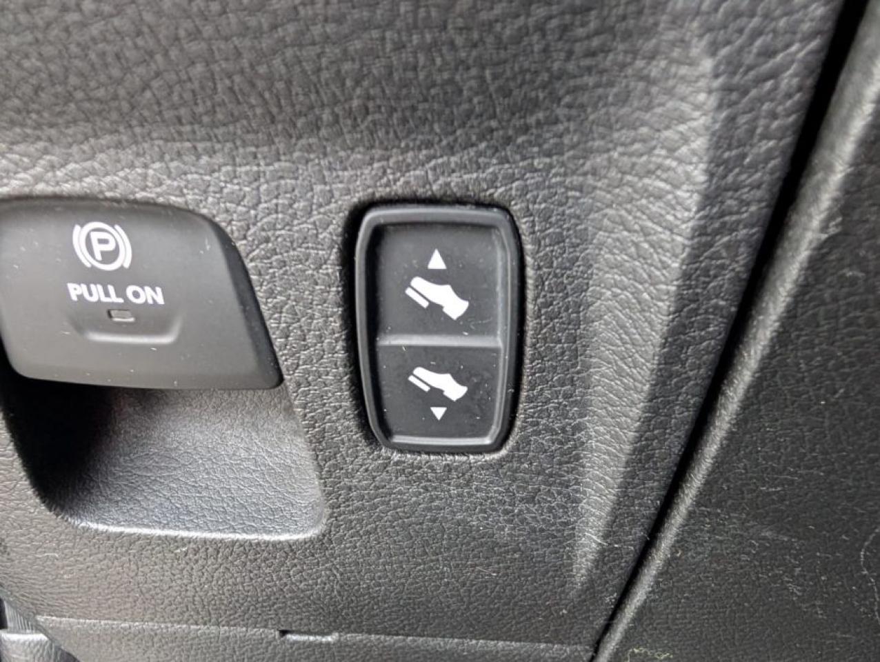 2020 RA 1500 REBEL - Photo #23