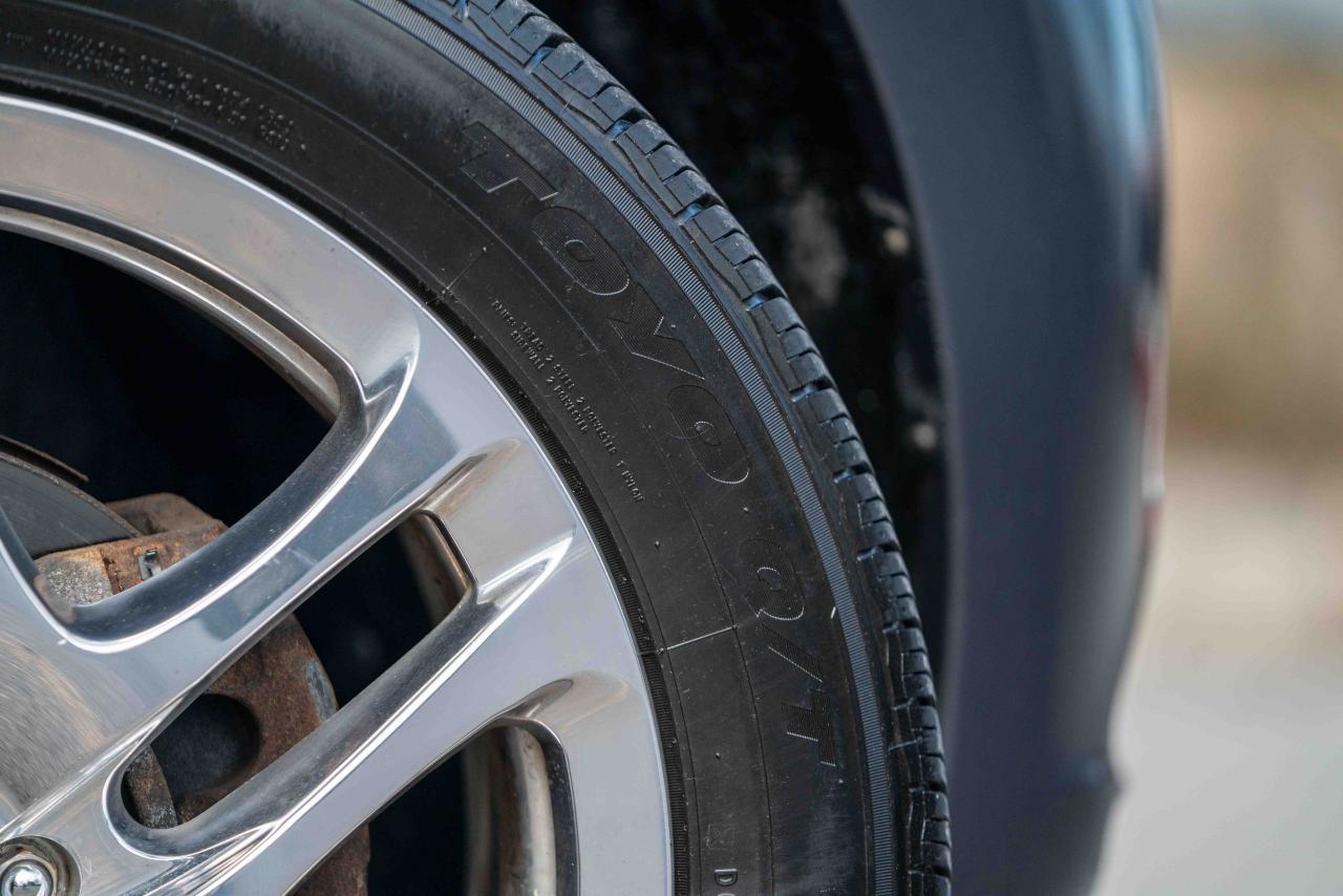 2013 Infiniti JX35 Base - Photo #24