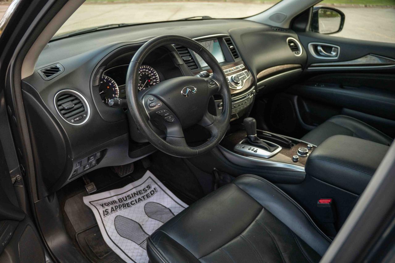 2013 Infiniti JX35 Base - Photo #28