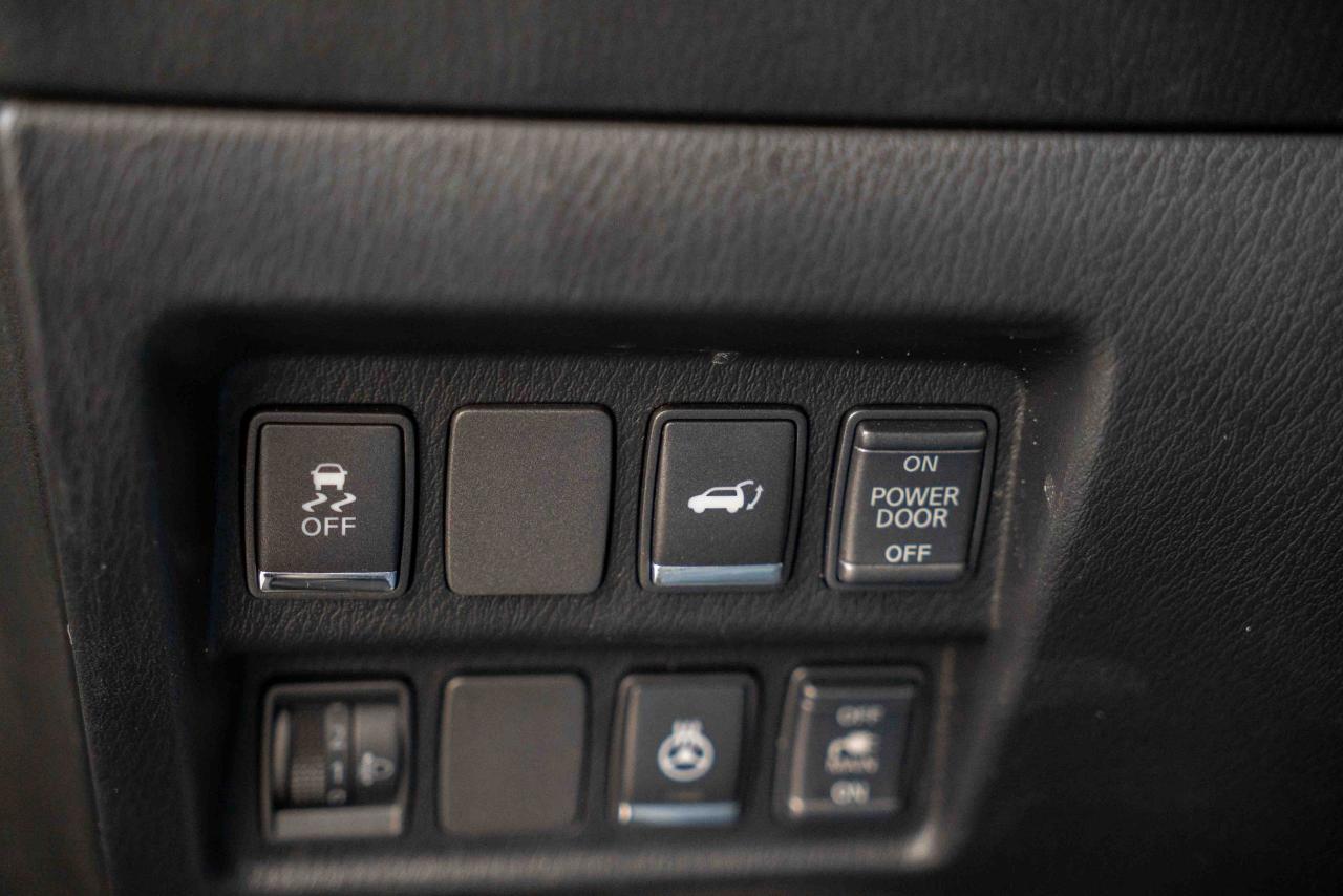 2013 Infiniti JX35 Base - Photo #32