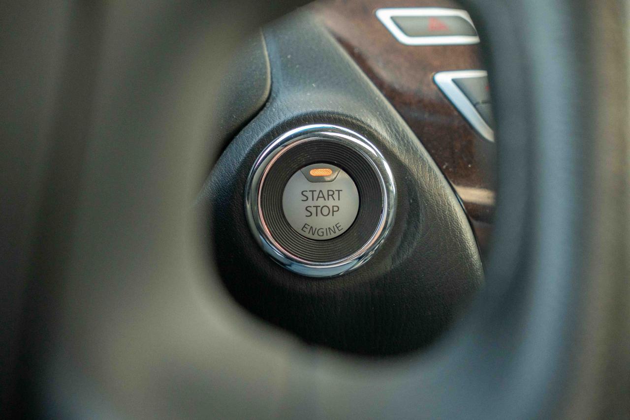 2013 Infiniti JX35 Base - Photo #45