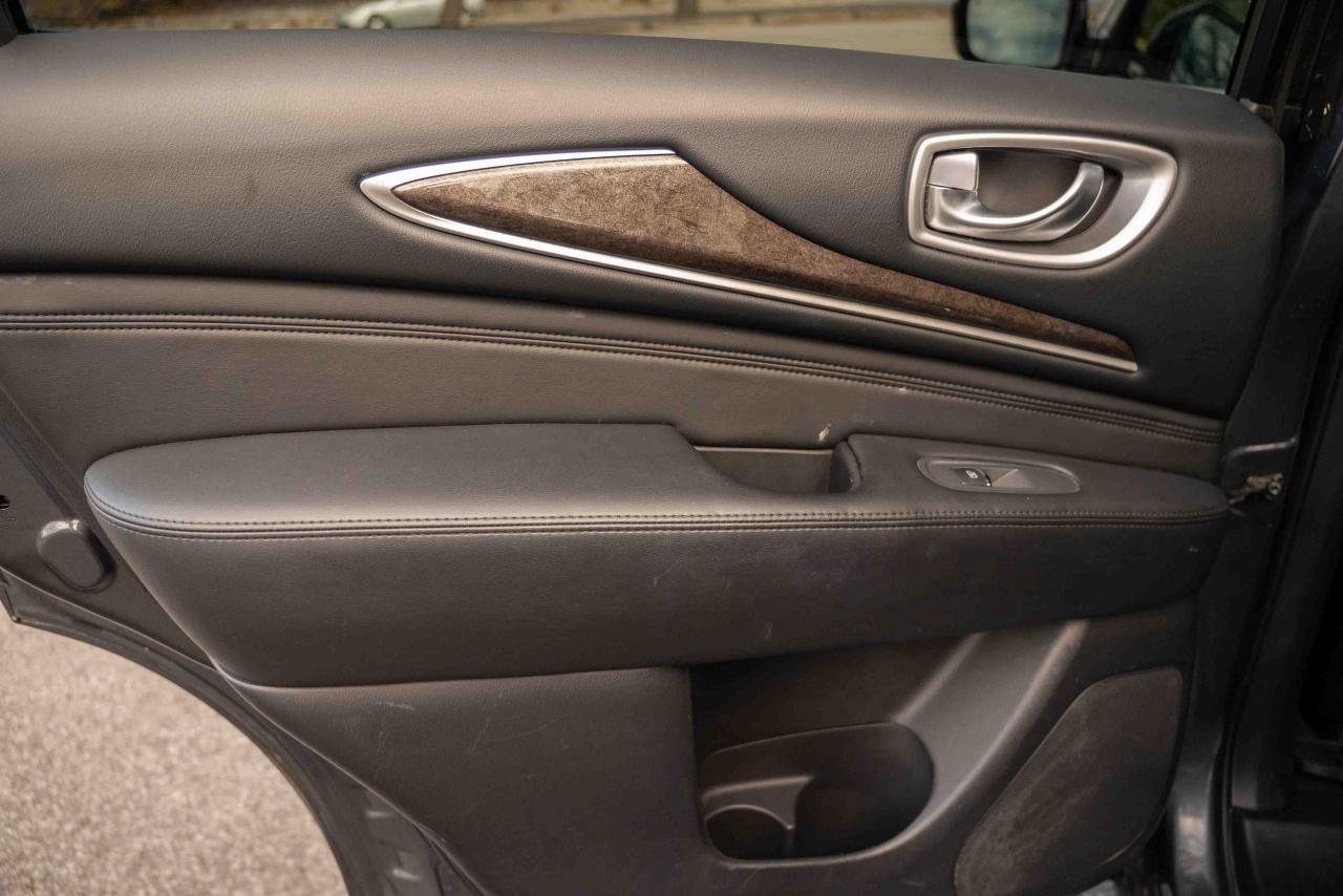 2013 Infiniti JX35 Base - Photo #62