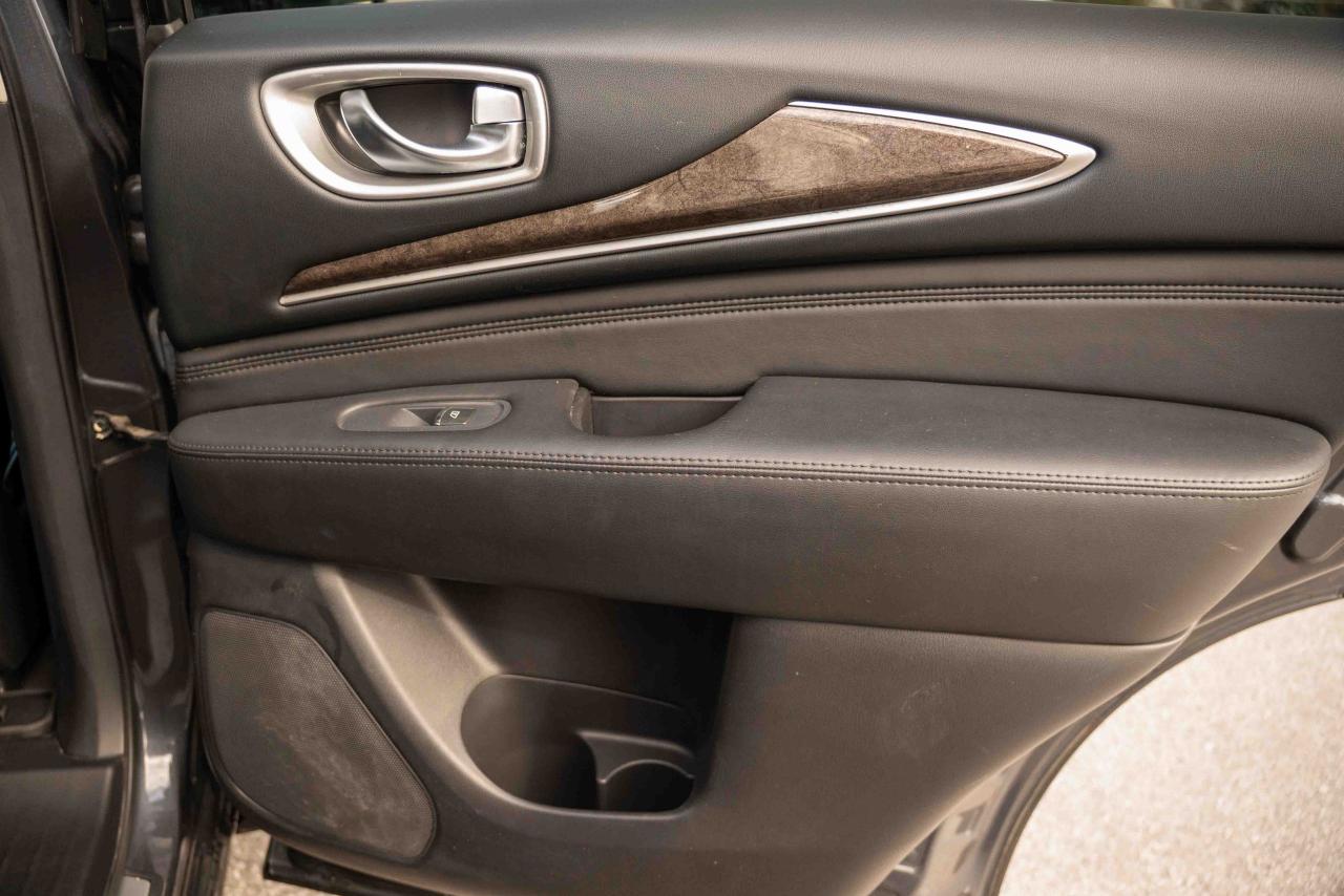 2013 Infiniti JX35 Base - Photo #71