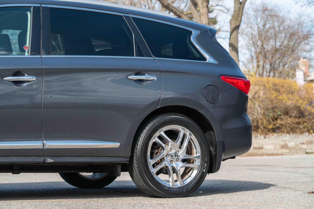2013 Infiniti JX35 Base - Photo #16