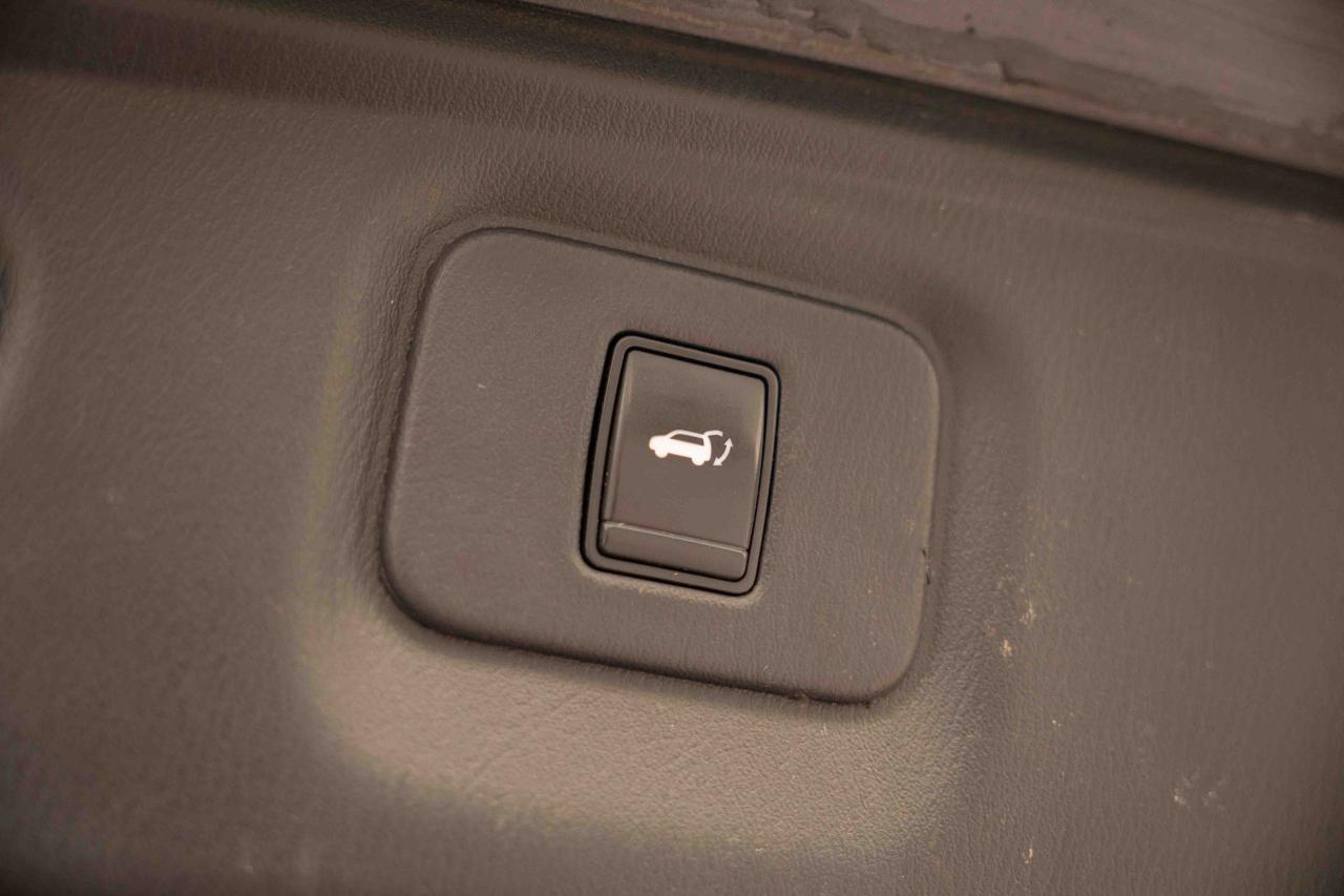 2013 Infiniti JX35 Base - Photo #71