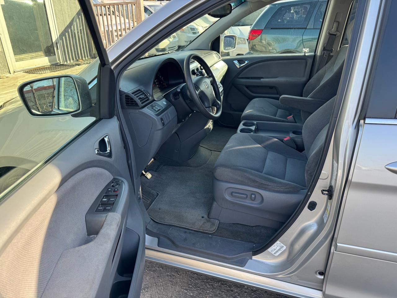 2006 Honda Odyssey EX - Photo #29