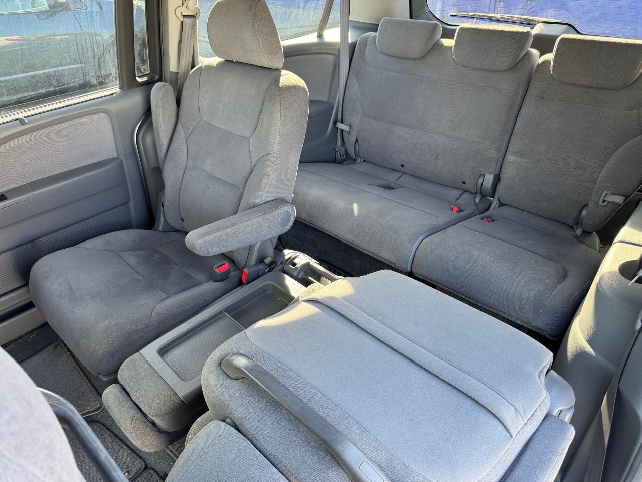 2006 Honda Odyssey EX - Photo #16