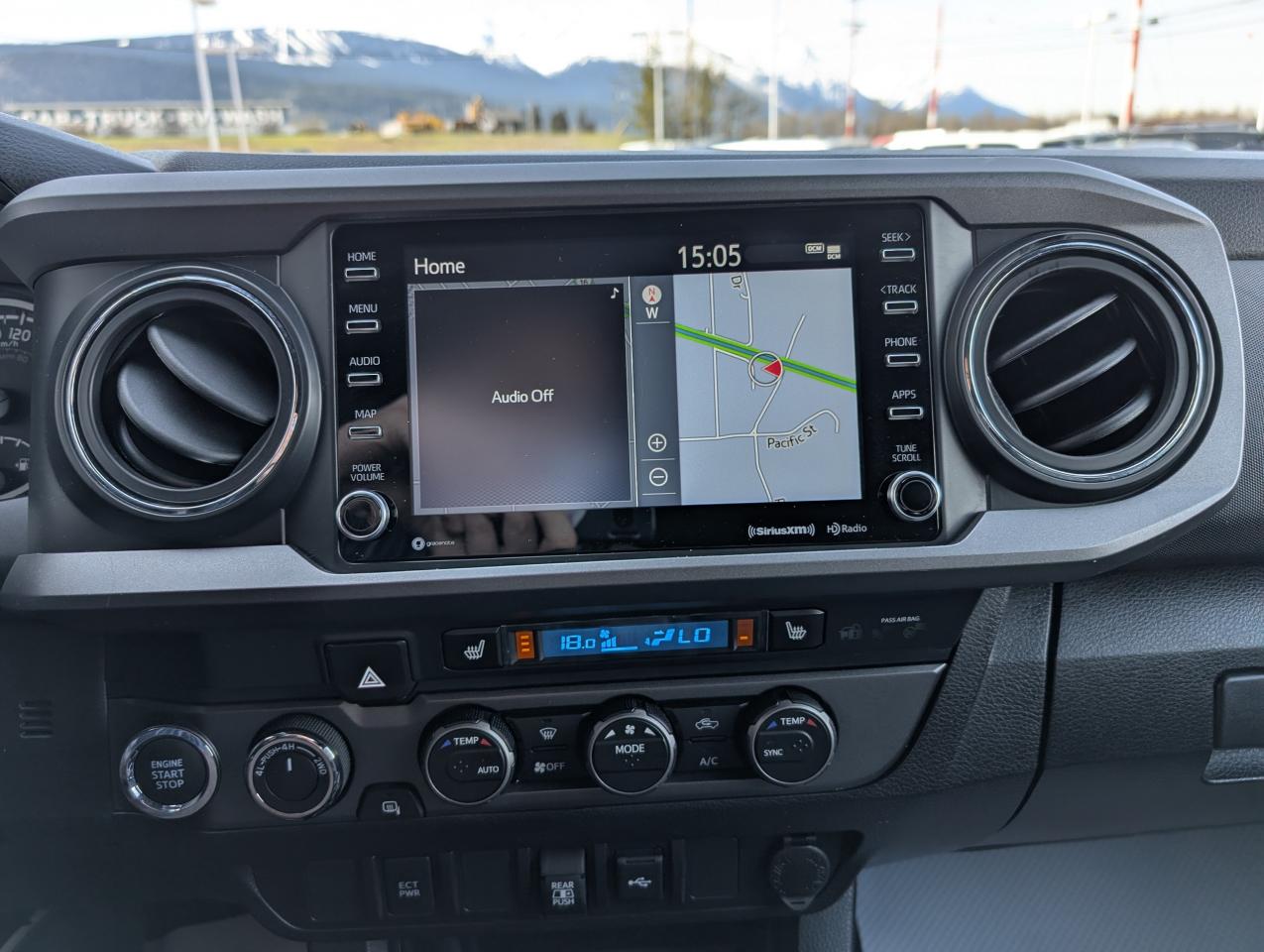 2023 Toyota Tacoma TRD SPORT 6'BOX Photo