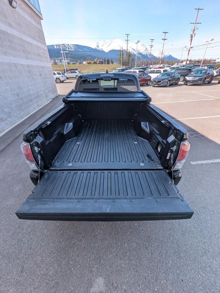 2023 Toyota Tacoma TRD SPORT 6'BOX Photo