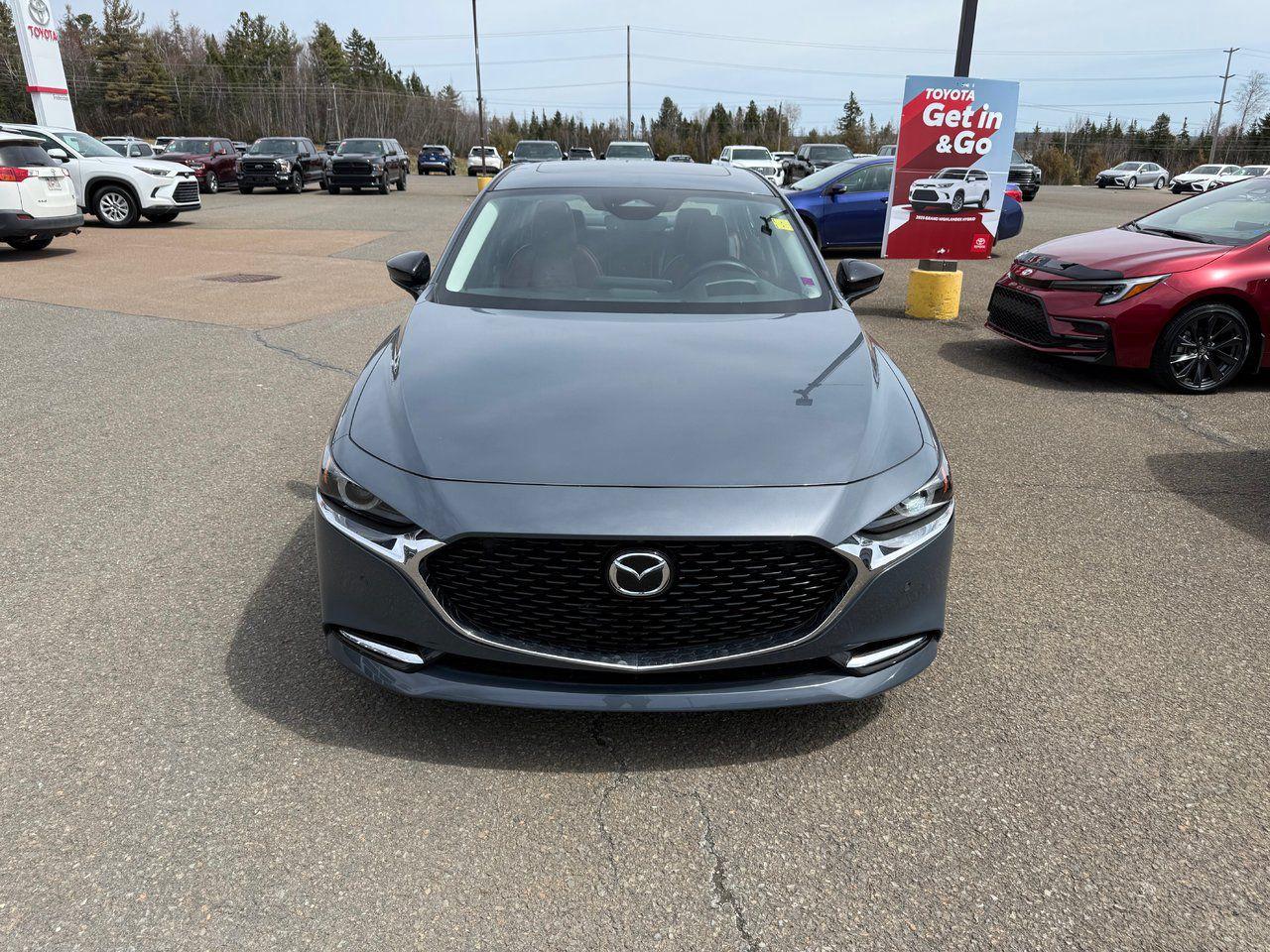 2024 Mazda MAZDA3 GT w/Turbo Photo1