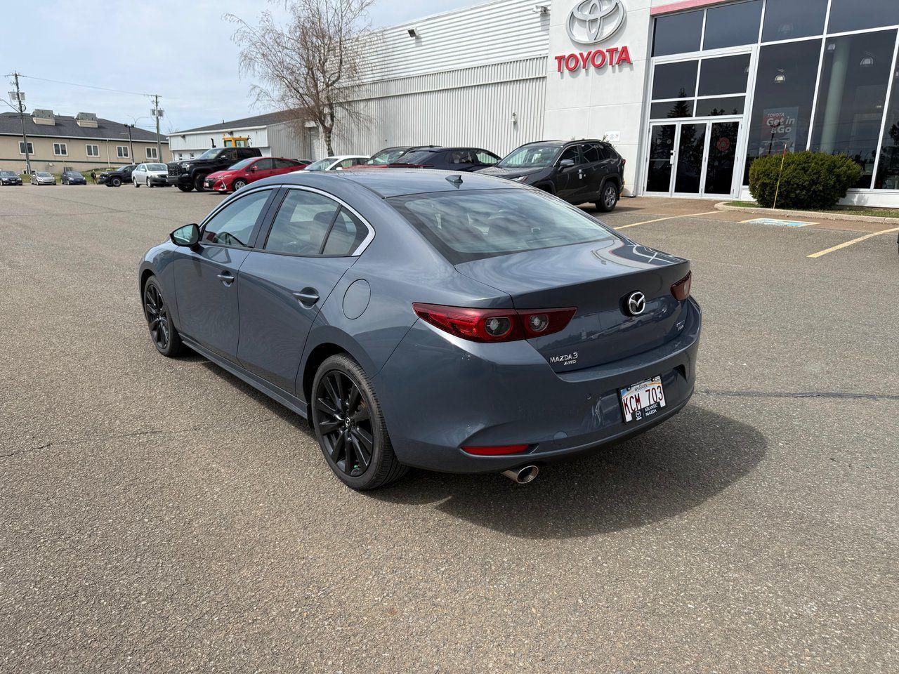 2024 Mazda MAZDA3 GT w/Turbo Photo