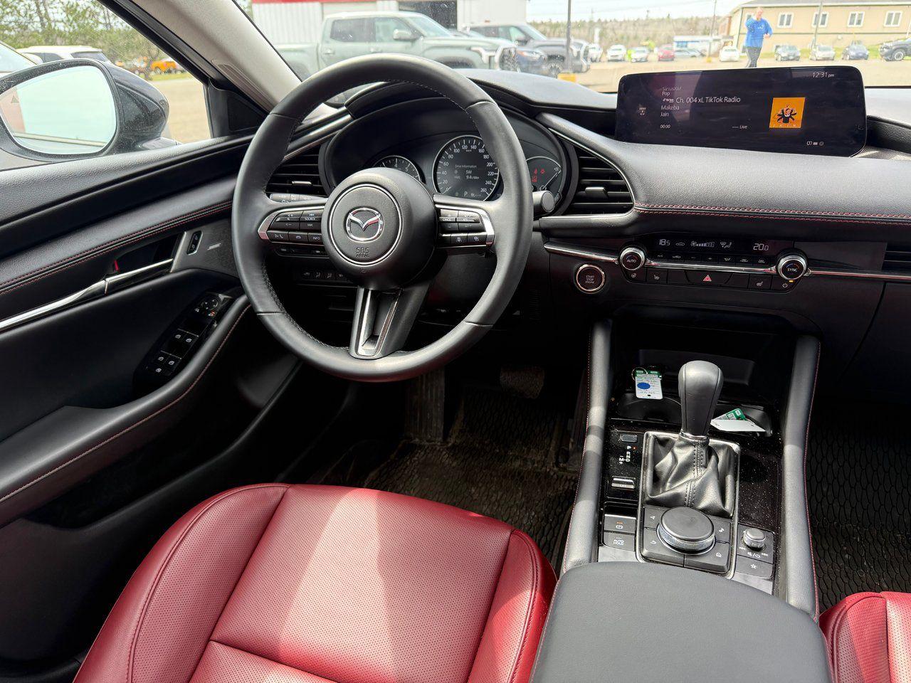 2024 Mazda MAZDA3 GT w/Turbo Photo