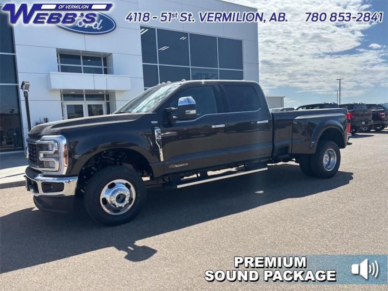 2025 Ford F-350 Super Duty Lariat Photo2