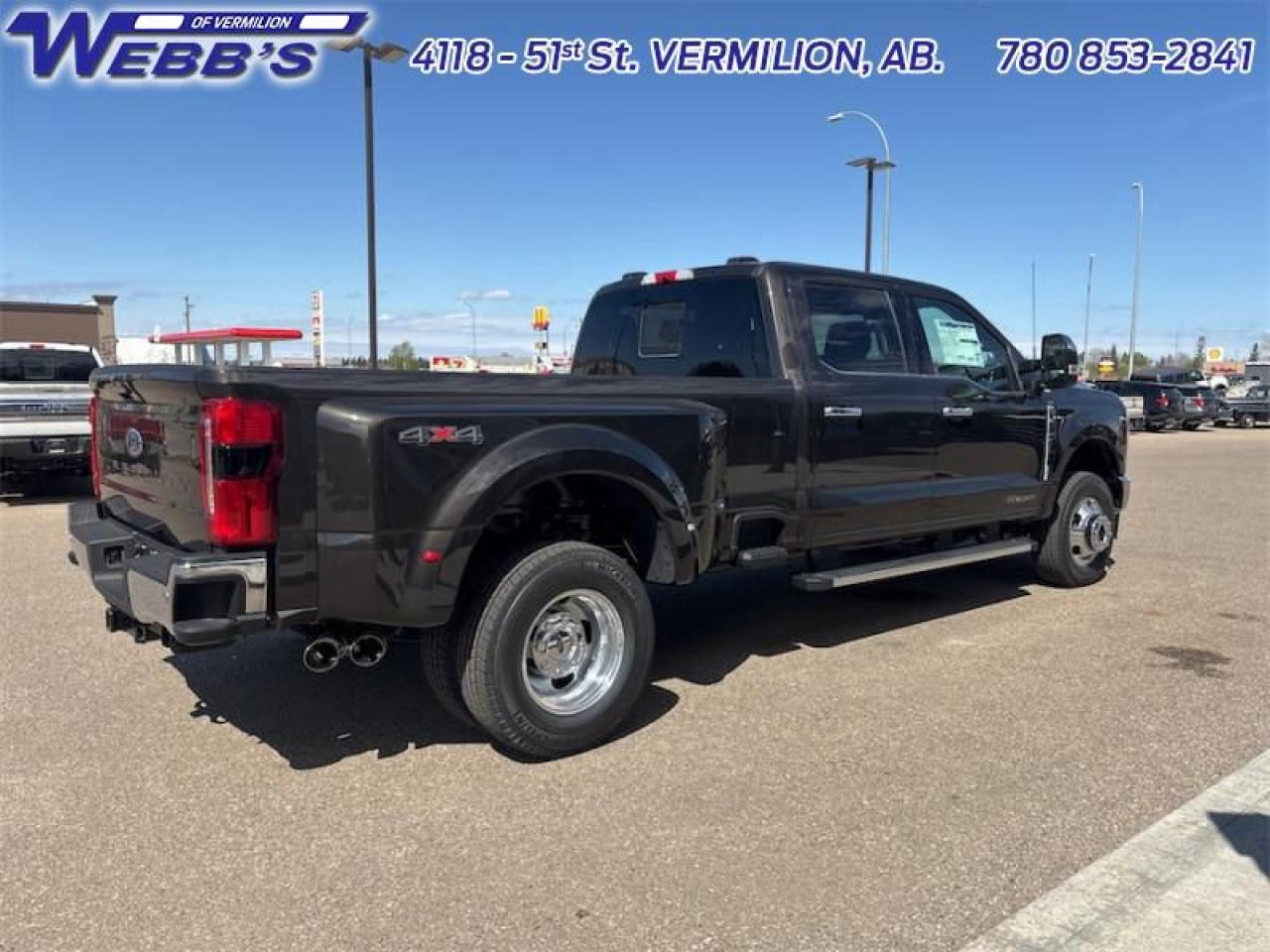 2025 Ford F-350 Super Duty Lariat Photo5