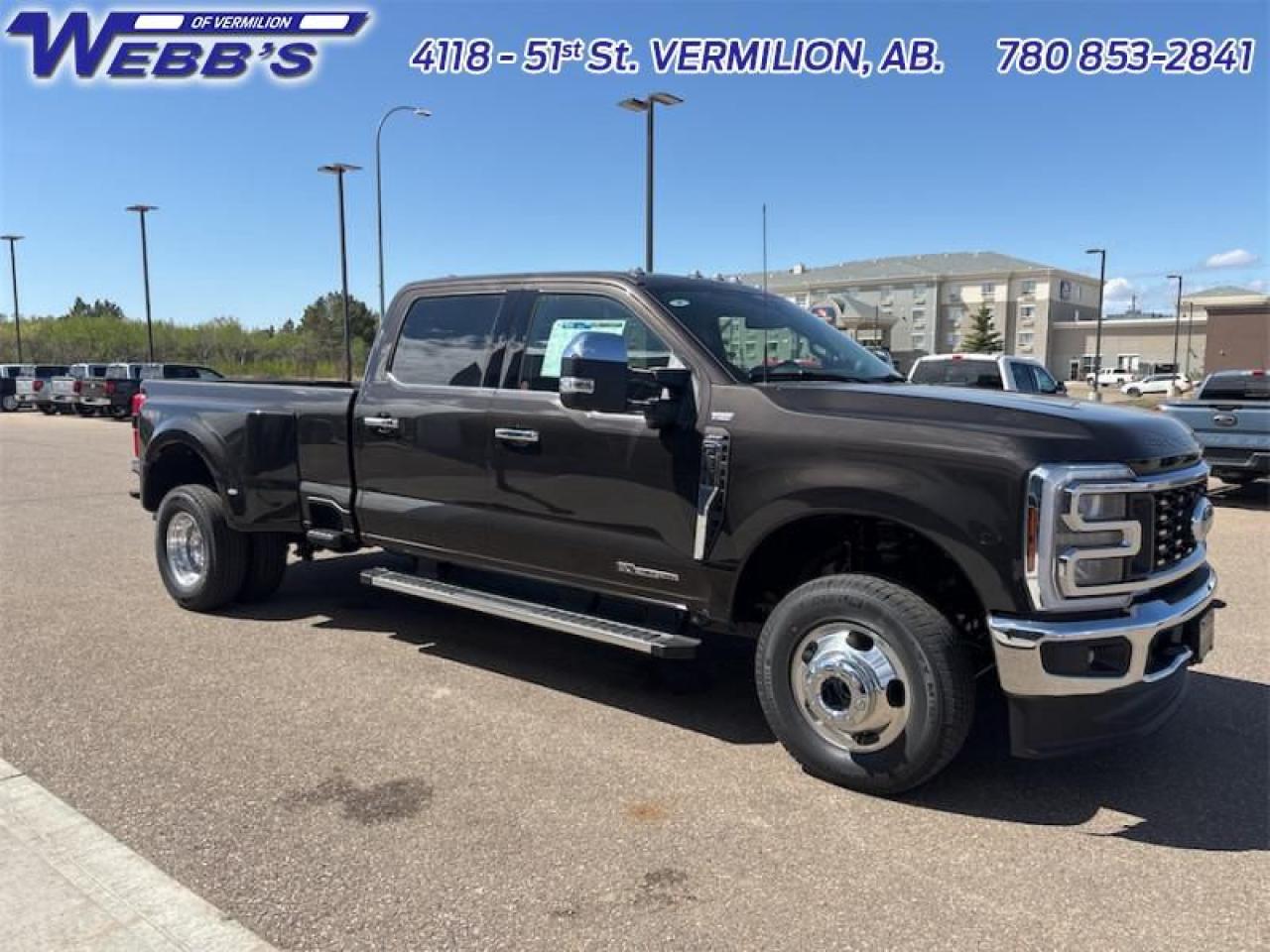 2025 Ford F-350 Super Duty Lariat Photo5