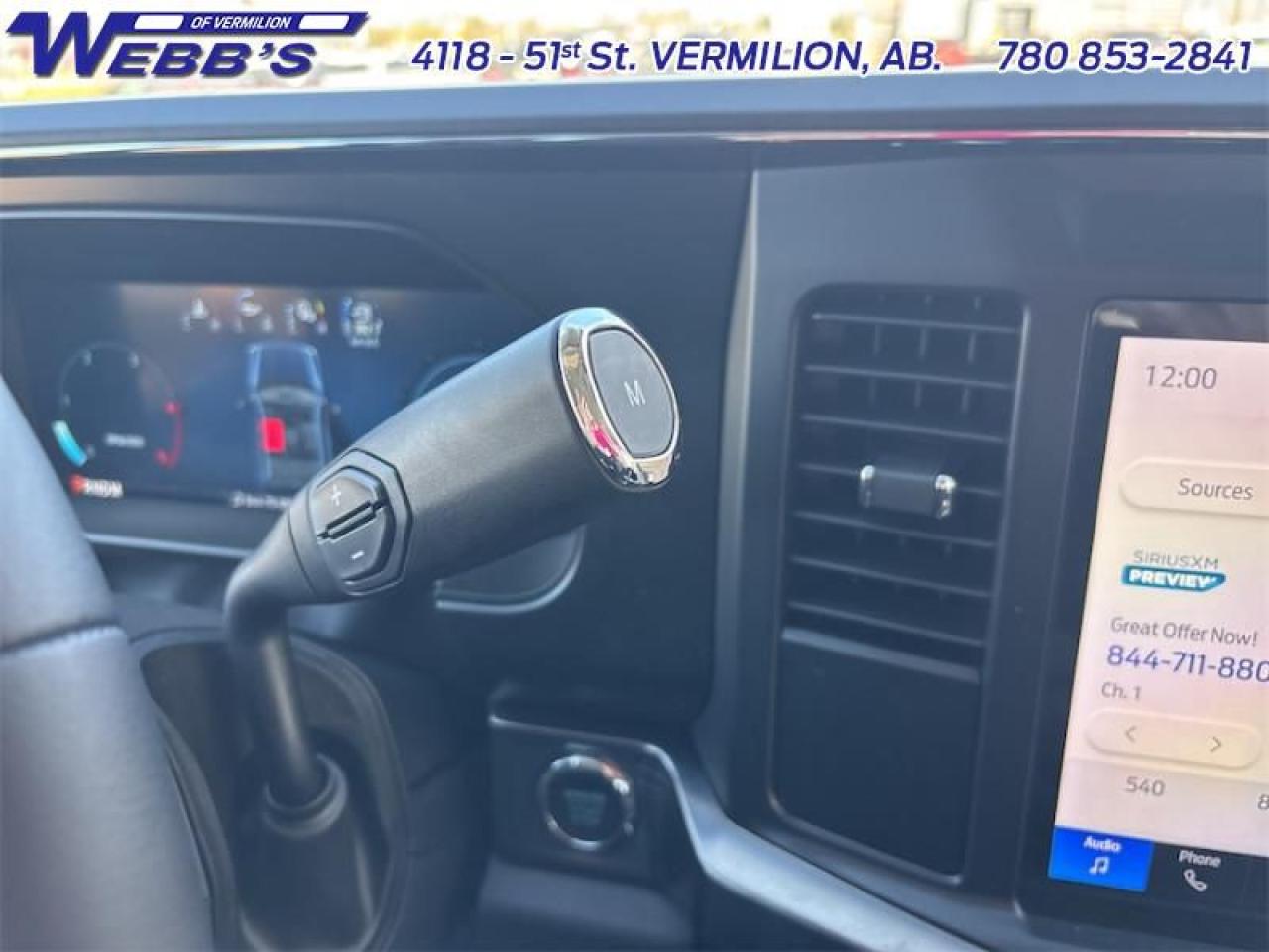 2025 Ford F-350 Super Duty Lariat Photo5