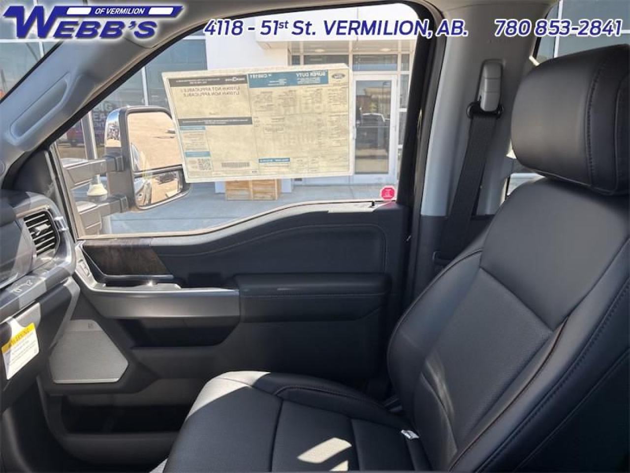 2025 Ford F-350 Super Duty Lariat Photo5