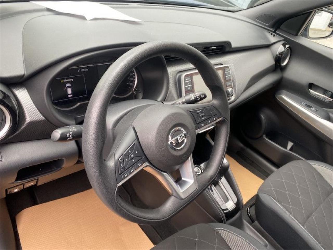 2019 Nissan Kicks SV  - Heated Seats -  Apple CarPlay Photo5