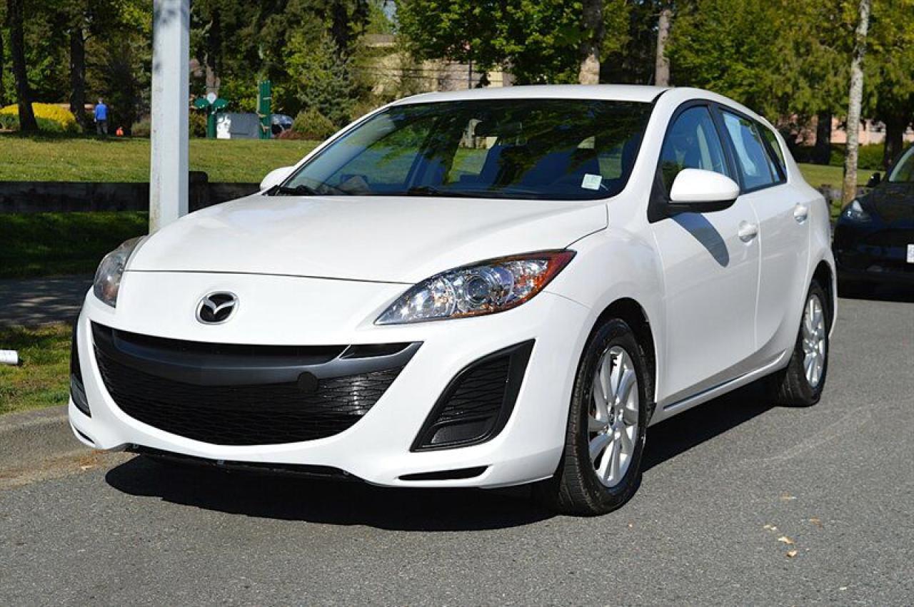 Used 2013 Mazda MAZDA3 Sport GX for sale in Surrey, BC