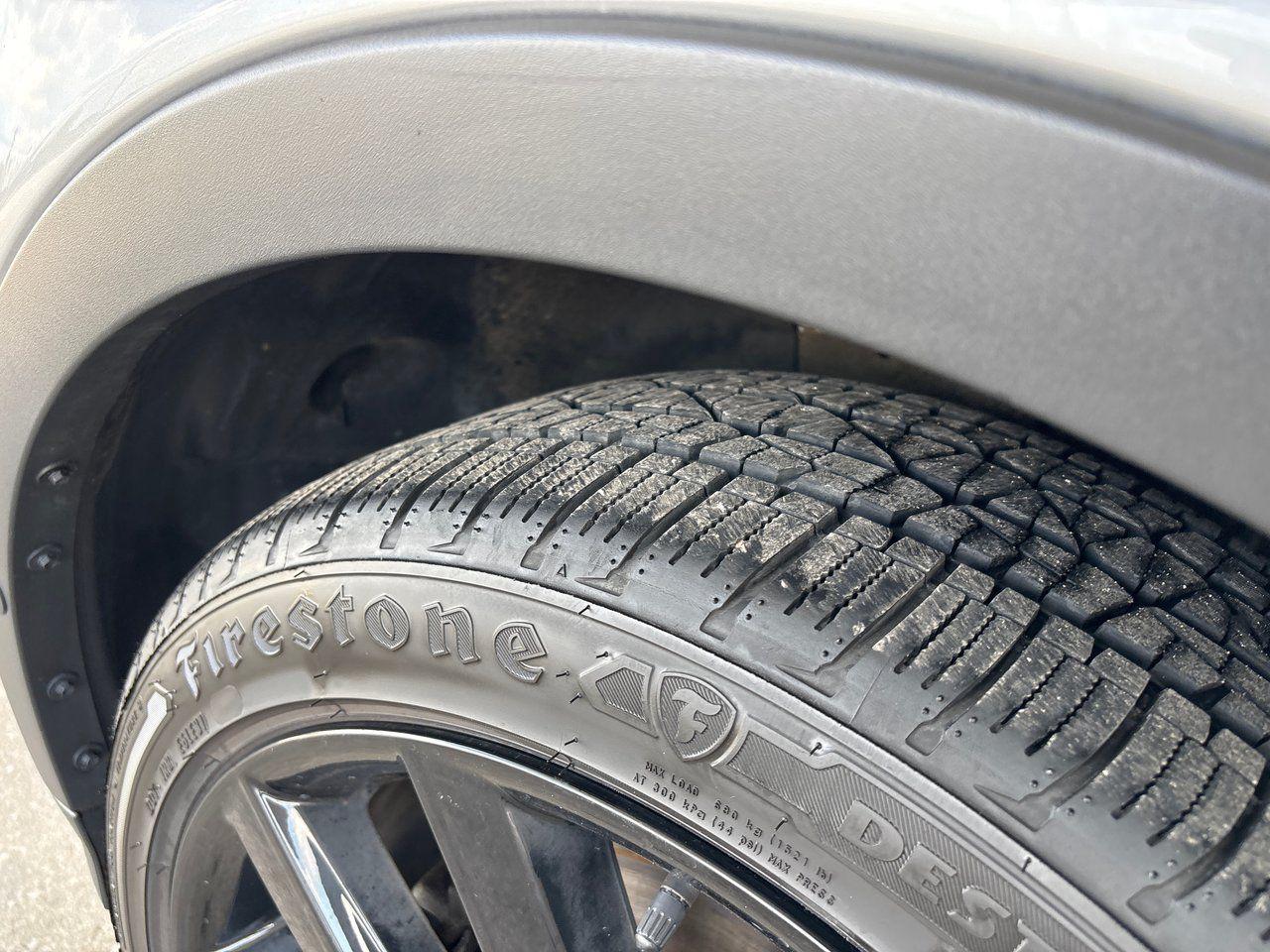 2019 Ford Escape Titanium - Photo #14