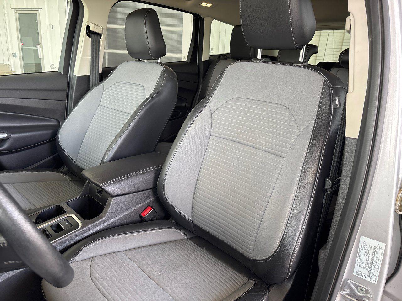 2019 Ford Escape Titanium - Photo #16