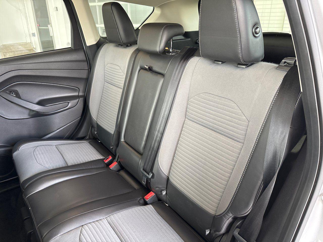 2019 Ford Escape Titanium - Photo #18