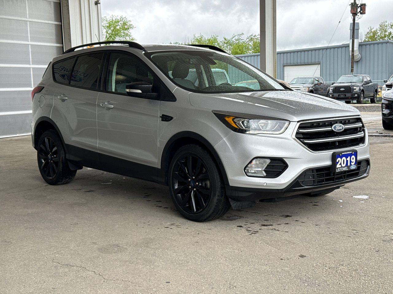2019 Ford Escape Titanium - Photo #9
