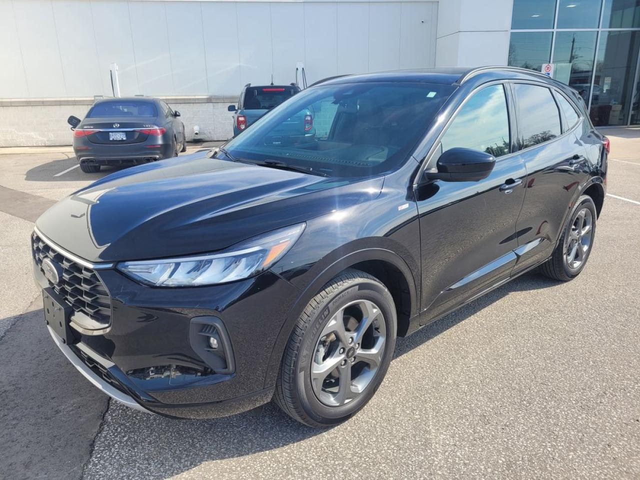 Used 2023 Ford Escape ST-Line Select for sale in London, ON