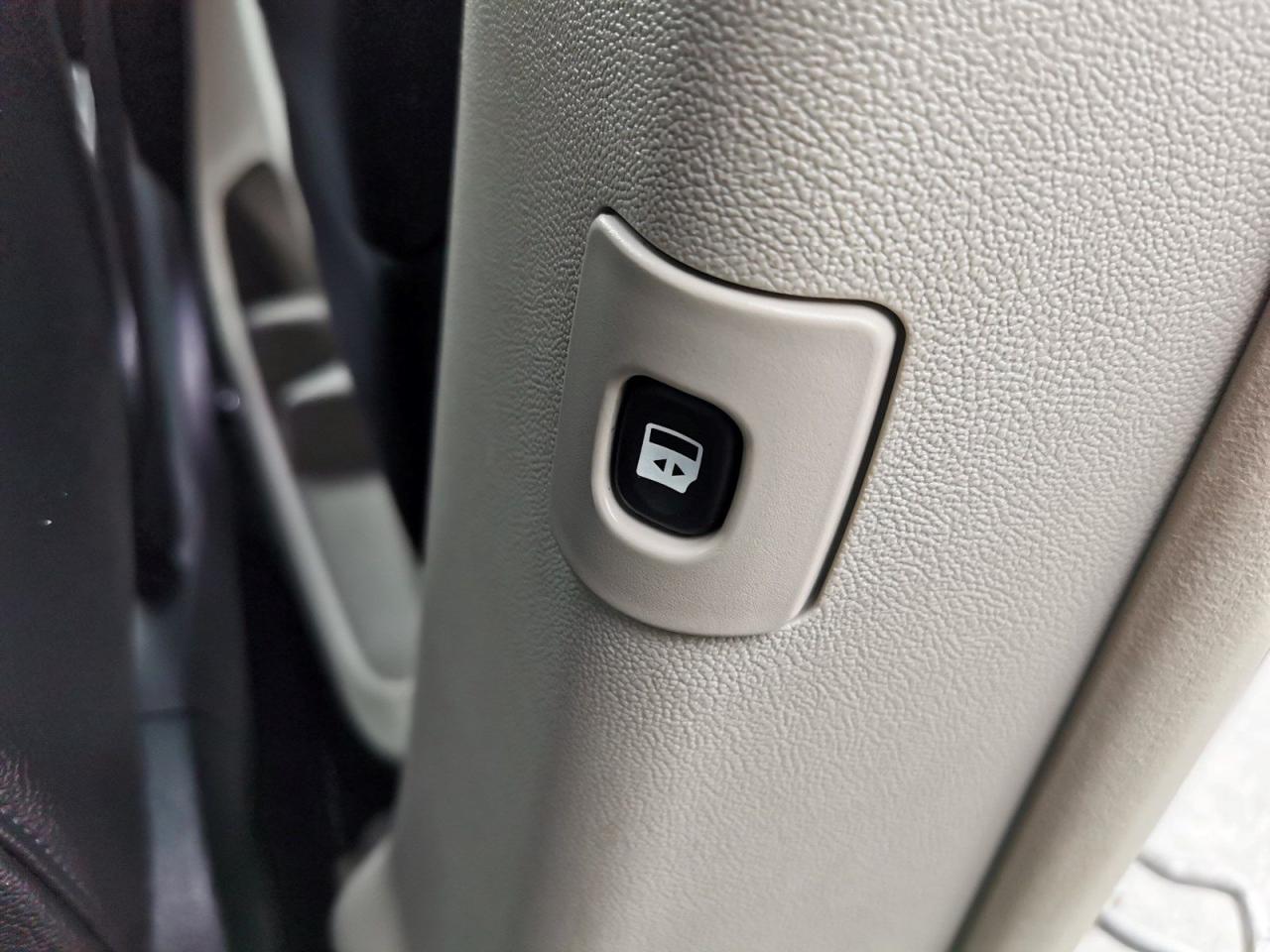 2016 Dodge Grand Caravan Crew - Photo #22