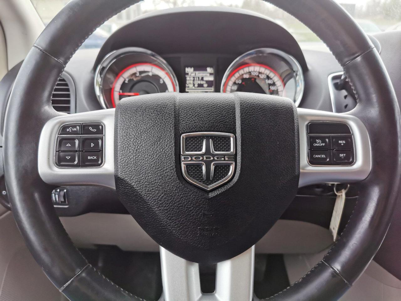 2016 Dodge Grand Caravan Crew - Photo #24