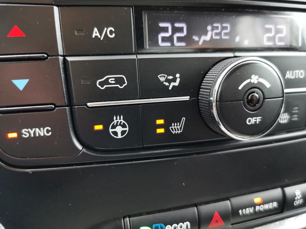 2016 Dodge Grand Caravan Crew - Photo #30