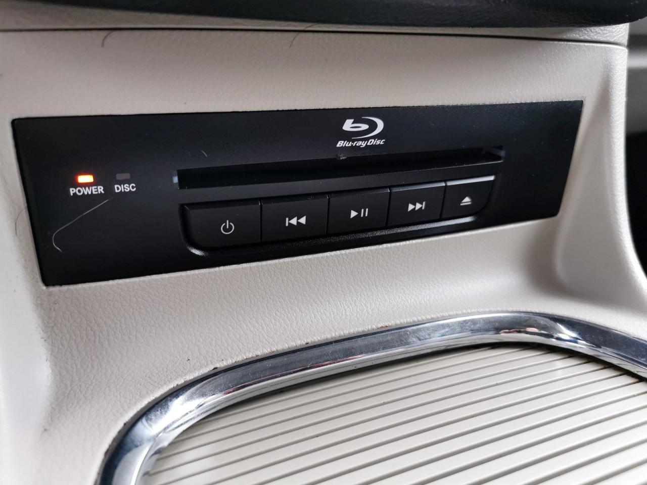 2016 Dodge Grand Caravan Crew - Photo #31