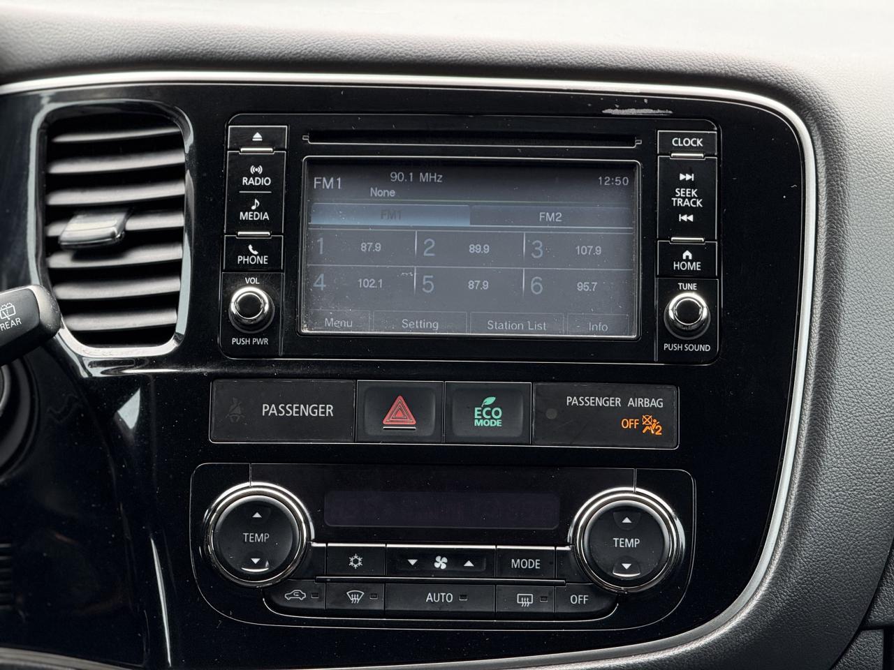 2017 Mitsubishi Outlander ES | BACK UP CAMERA | Photo