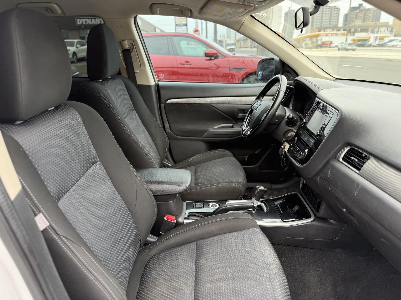 2017 Mitsubishi Outlander ES | BACK UP CAMERA | Photo