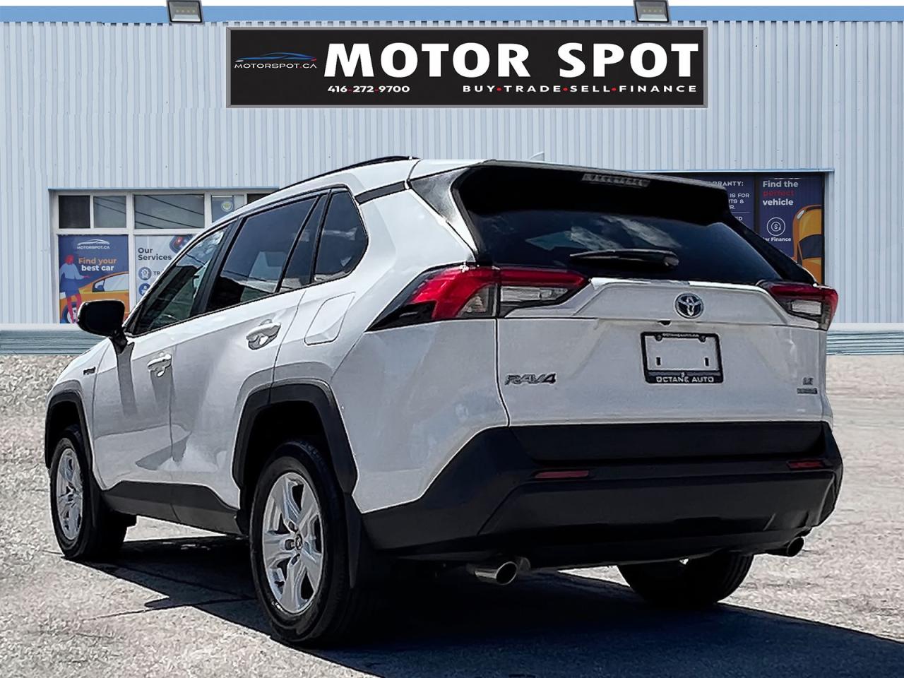 2021 Toyota RAV4 Hybrid LE - Photo #5
