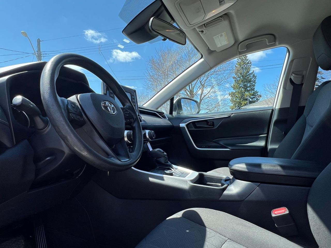 2021 Toyota RAV4 Hybrid LE - Photo #11