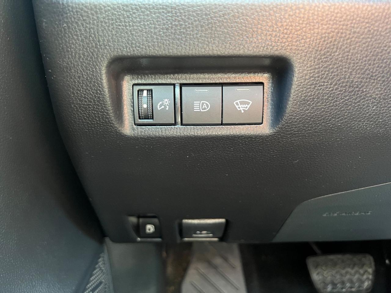 2021 Toyota RAV4 Hybrid LE - Photo #21