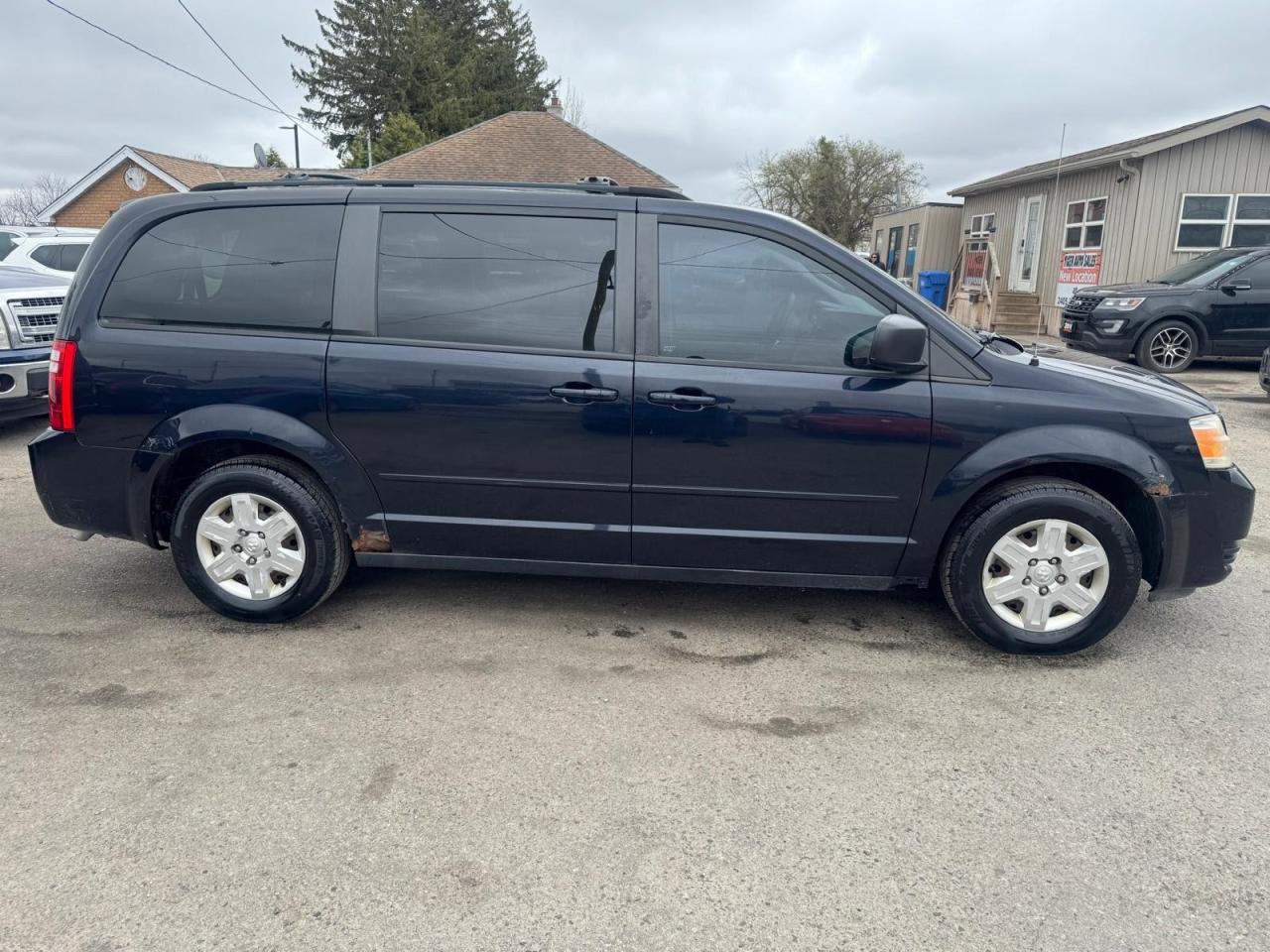 2010 Dodge Grand Caravan AS IS, RUNS AND DRIVES GREAT, WELL MAINTAINED - Photo #6