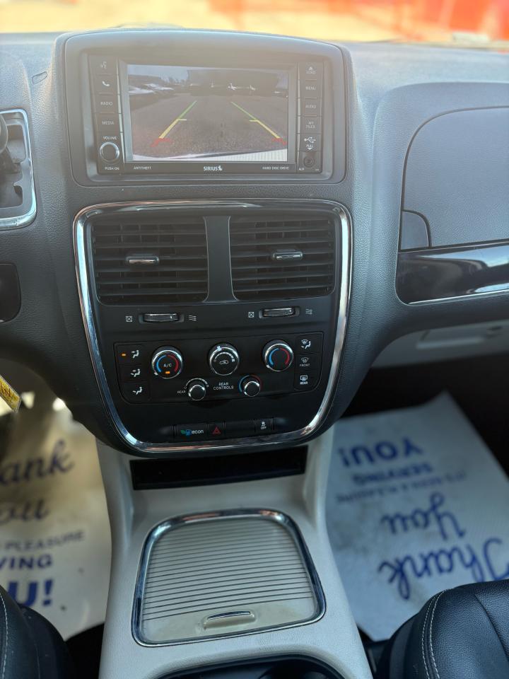 2015 Dodge Grand Caravan SXT Premium Plus - Photo #12