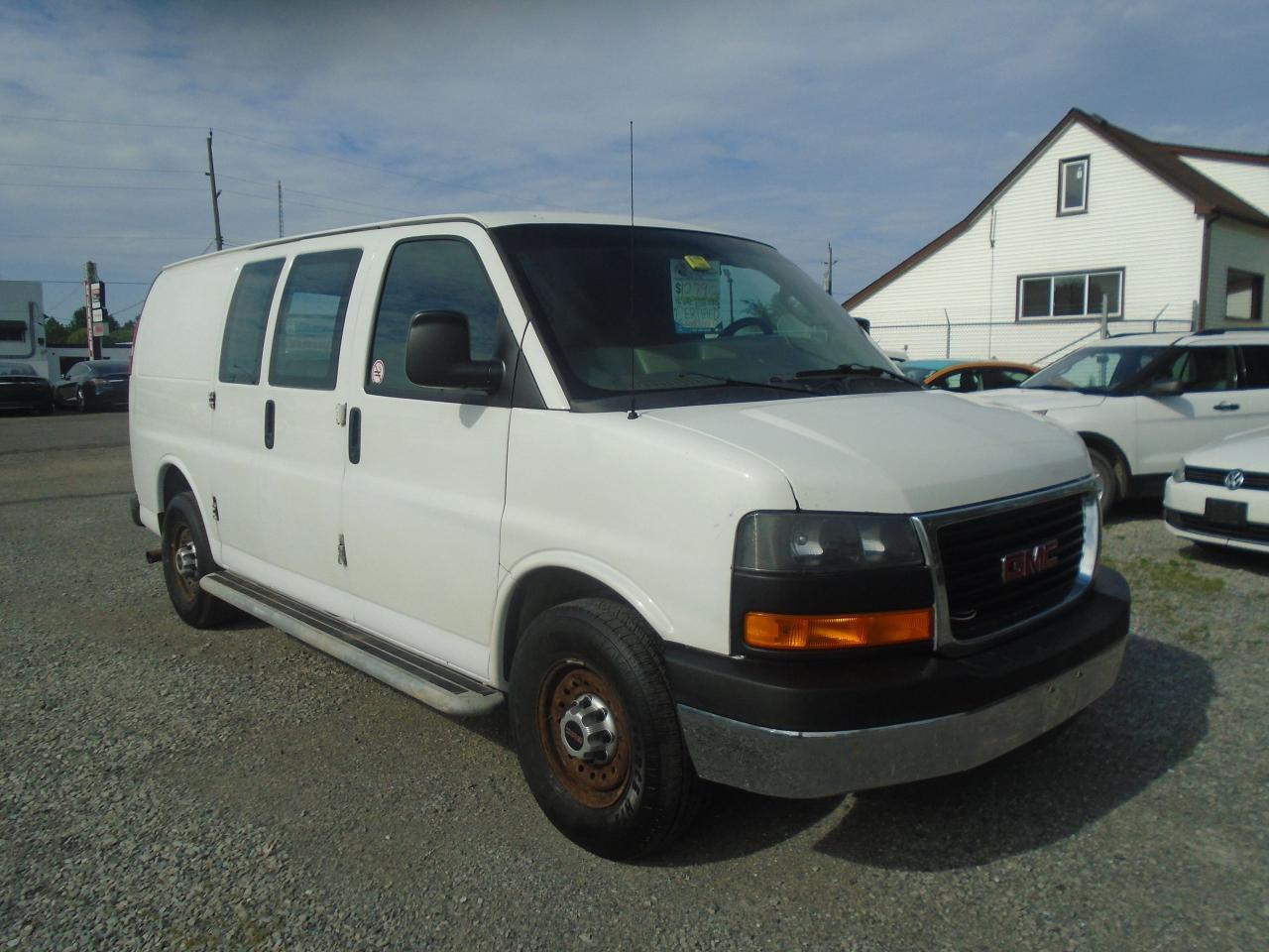 2016 GMC Savana 2500 RWD 2500 135 - Photo #4